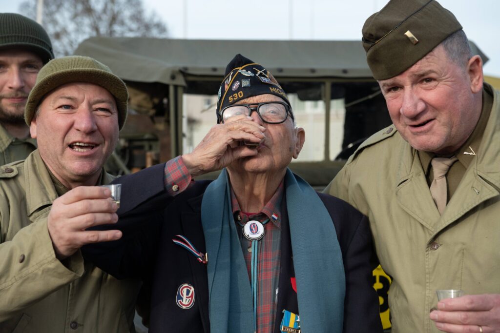 Ceo Bauer, Stars and Stripes Nov. 26 2024